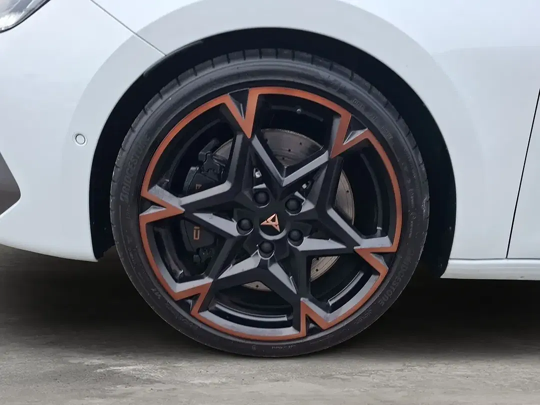 CUPRA Leon - Thumbnail 14