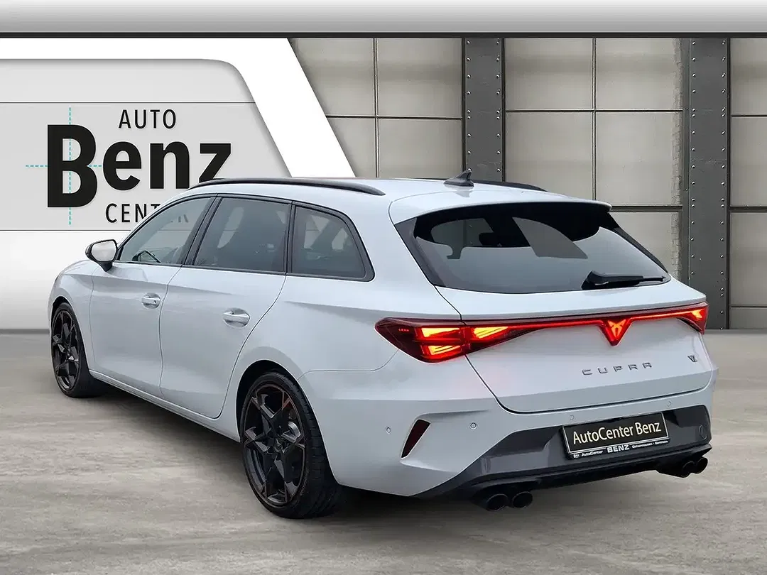 CUPRA Leon - Thumbnail 3