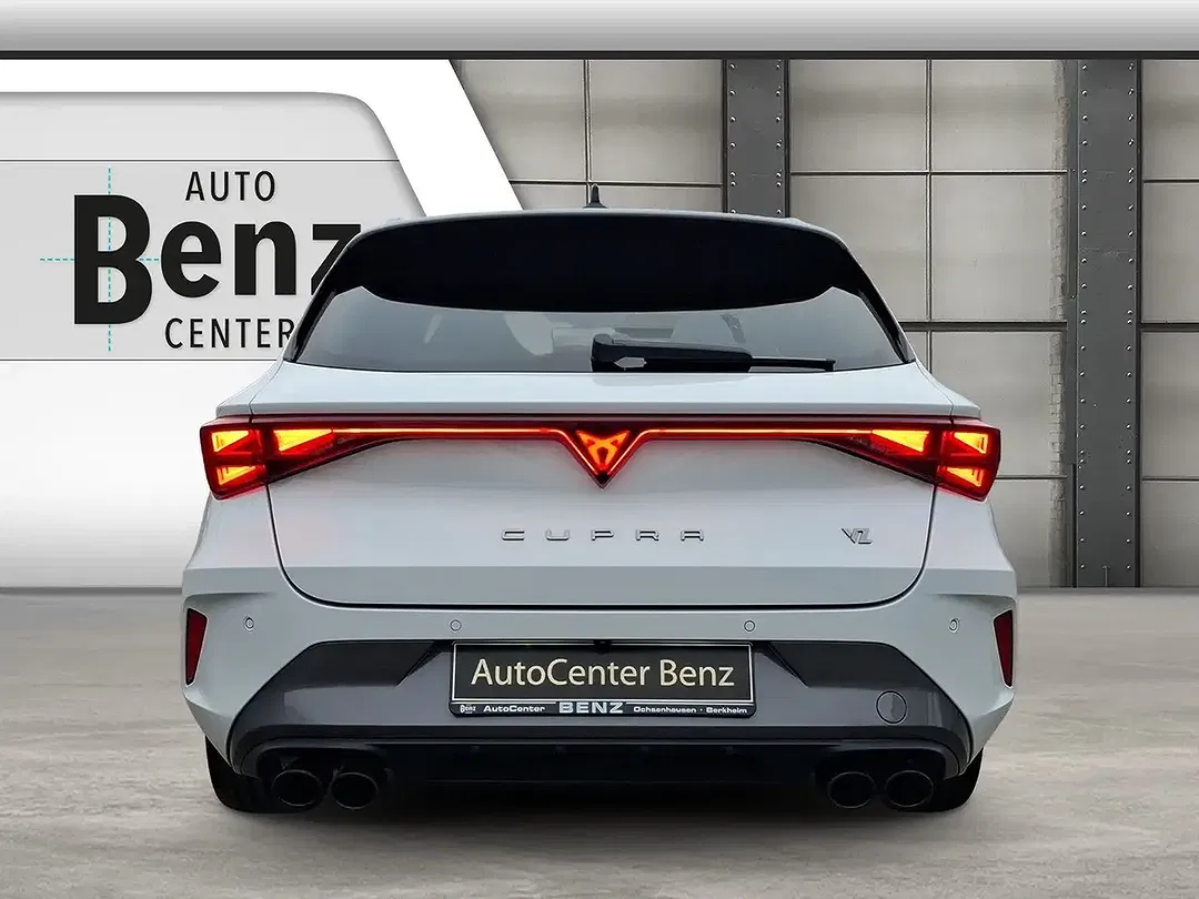 CUPRA Leon - Thumbnail 4