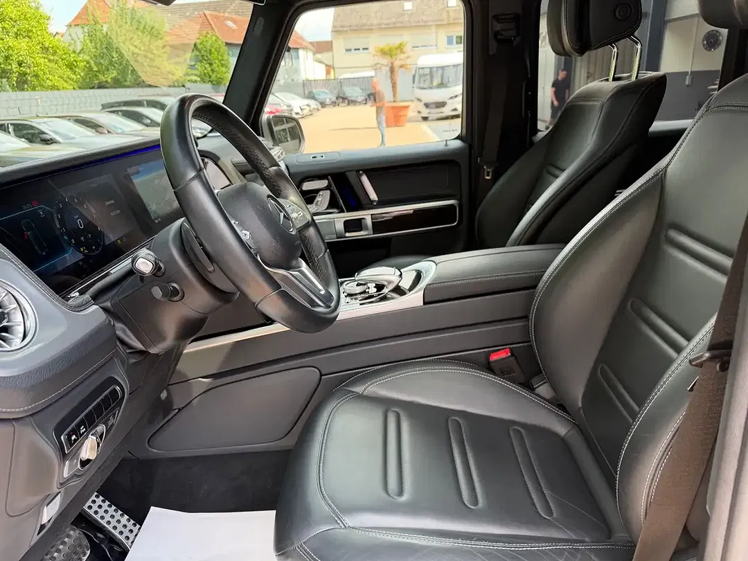 Mercedes-Benz G 500 - Thumbnail 14