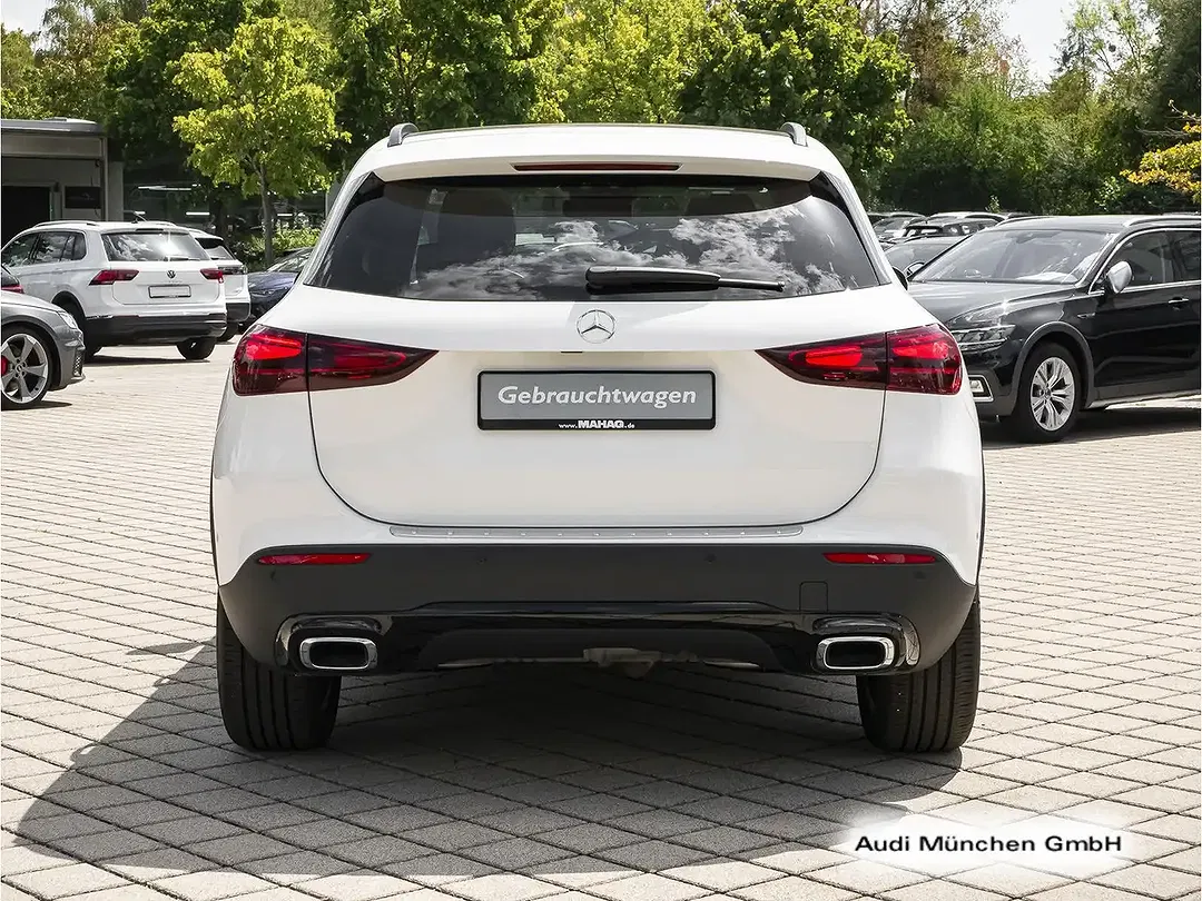 Mercedes-Benz GLA 220 - Thumbnail 5