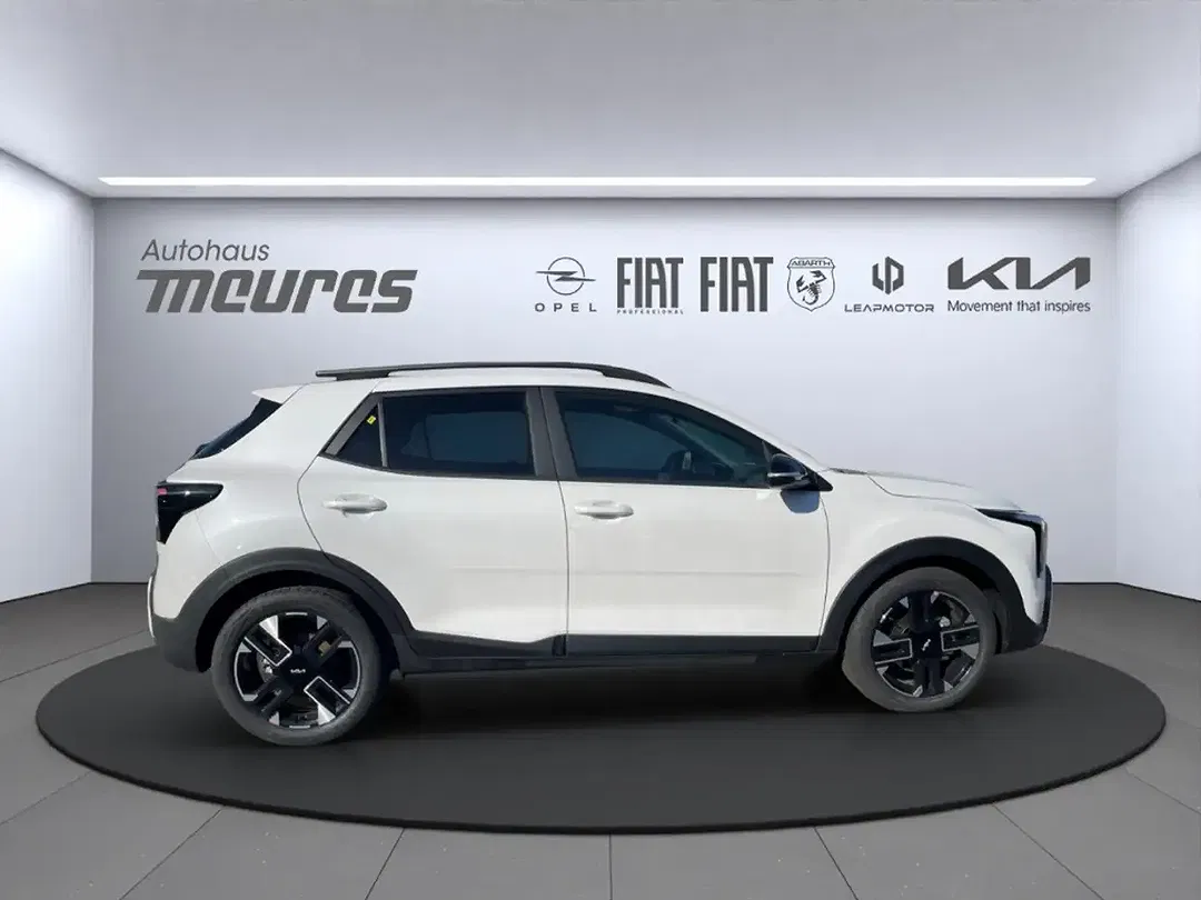 Kia Stonic - Thumbnail 5