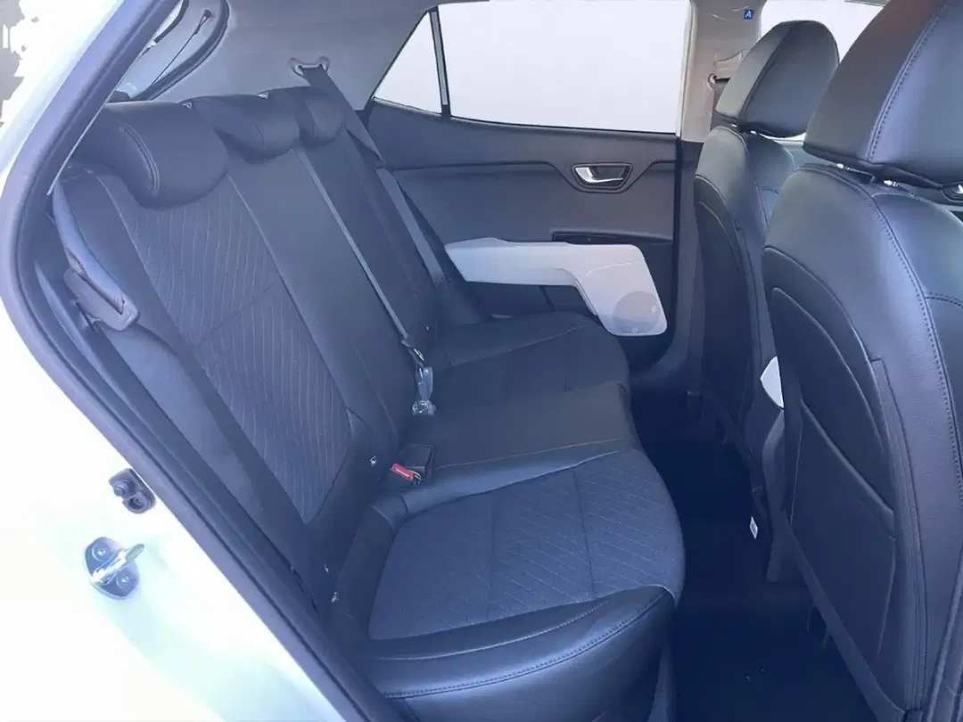 Kia Stonic - Thumbnail 9