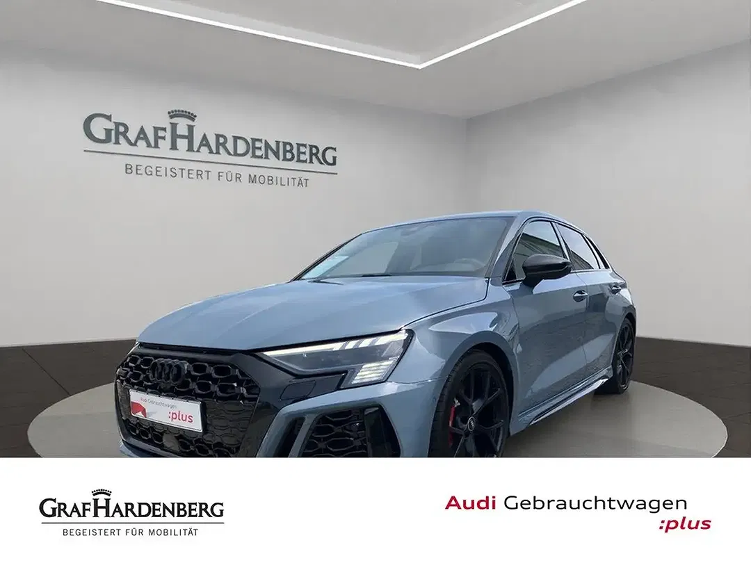 Audi RS3 - Thumbnail 1