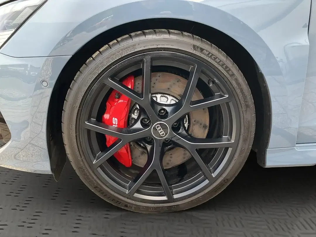 Audi RS3 - Thumbnail 3