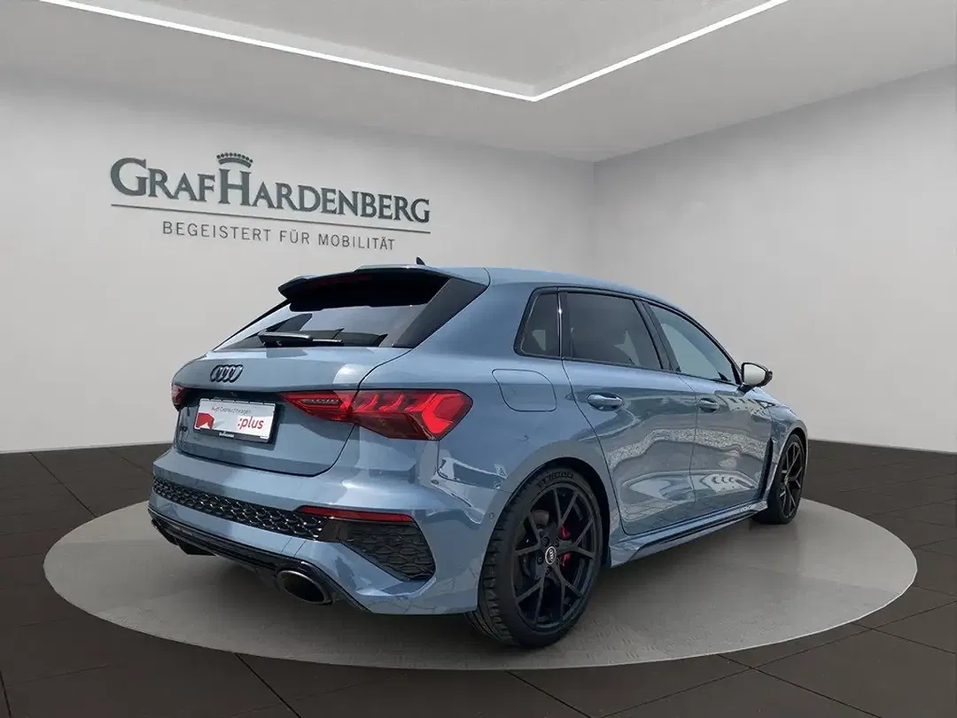 Audi RS3 - Thumbnail 6