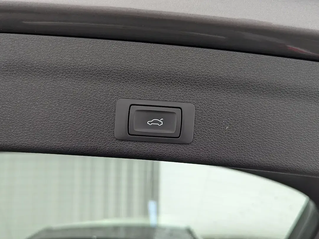 Audi A6 - Thumbnail 13