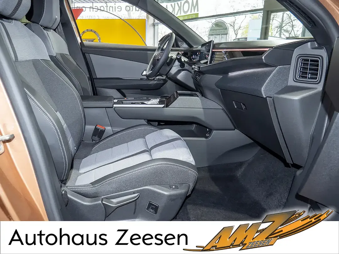 Opel Grandland - Thumbnail 2