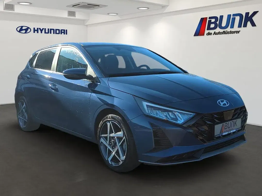 Hyundai i20 - Thumbnail 2