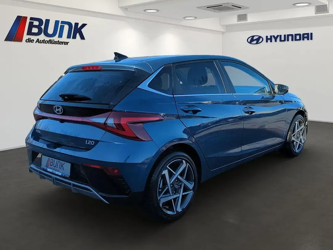 Hyundai i20 - Thumbnail 3