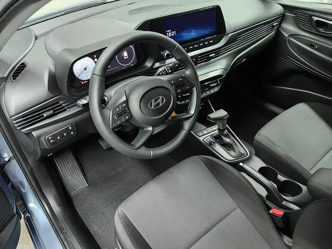 Hyundai i20 - Thumbnail 11