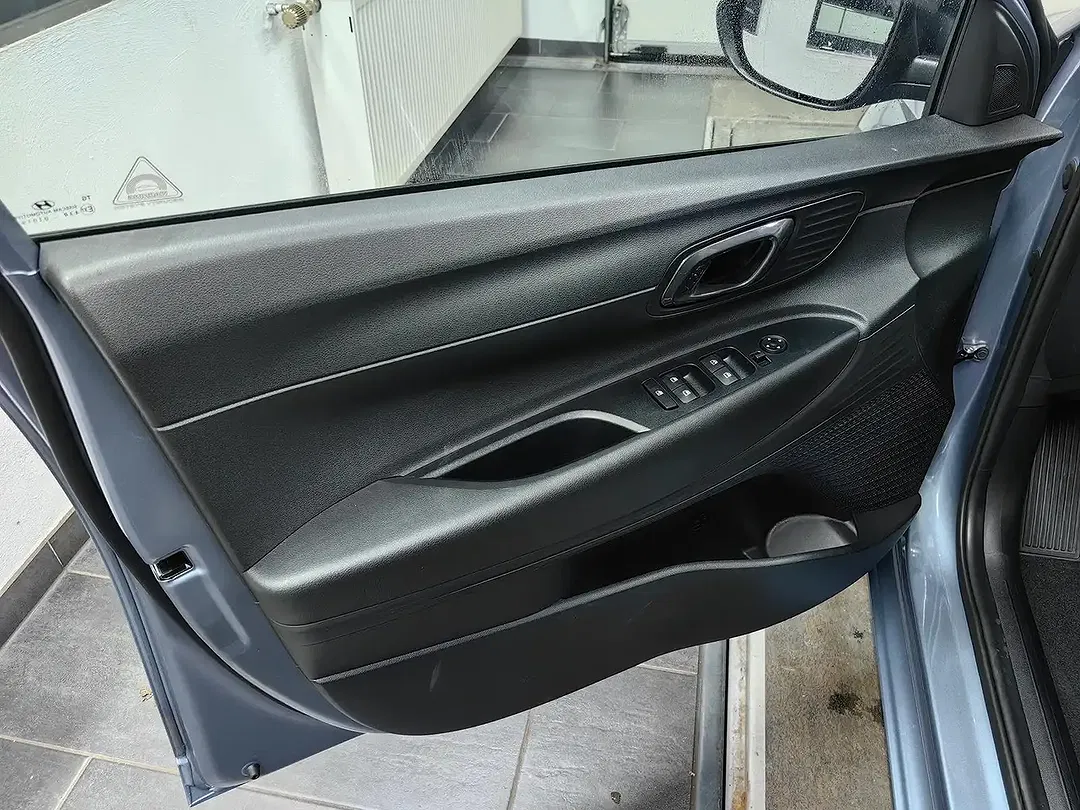 Hyundai i20 - Thumbnail 13