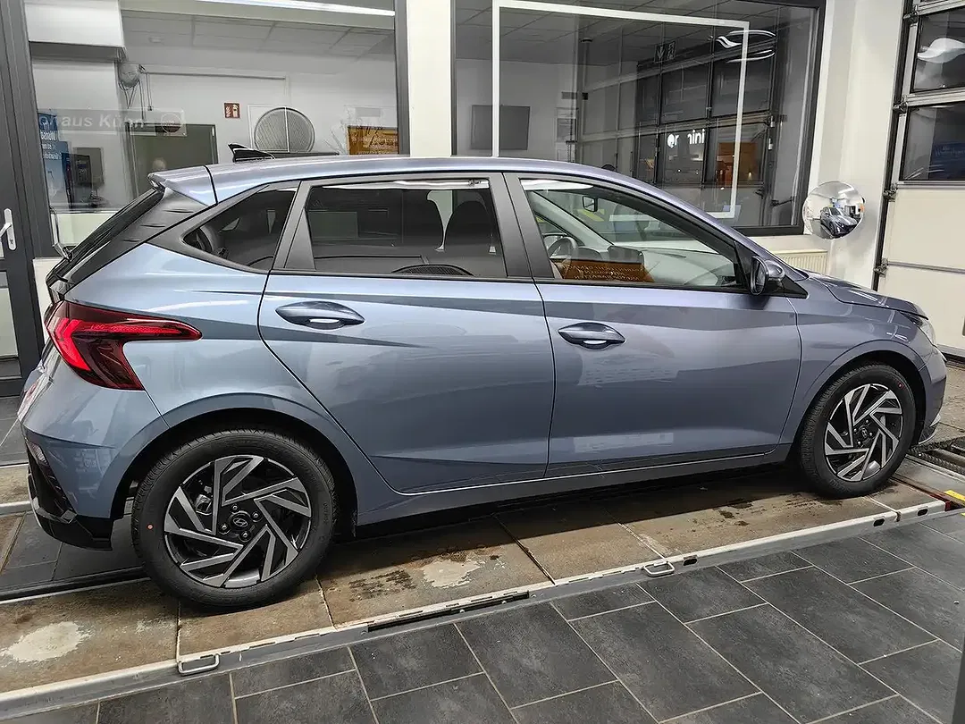 Hyundai i20 - Thumbnail 7