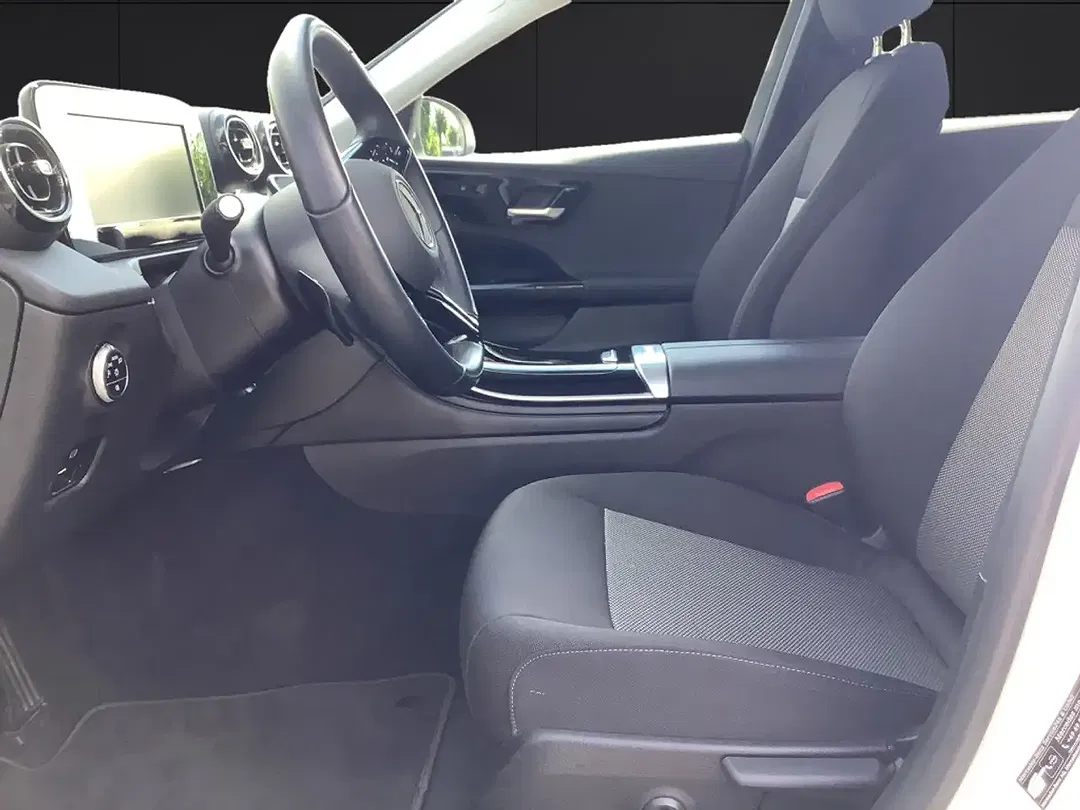 Mercedes-Benz C 220 - Thumbnail 8