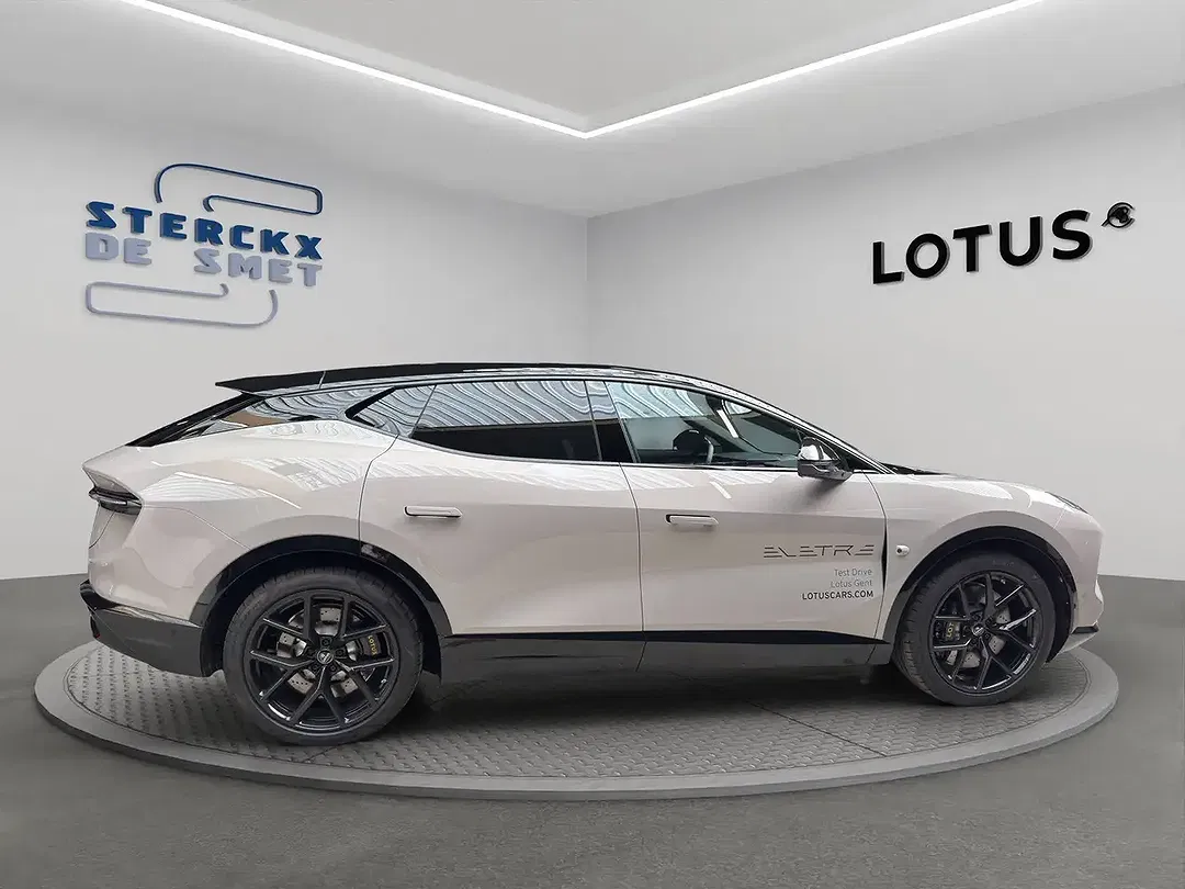 Lotus Eletre - Thumbnail 7