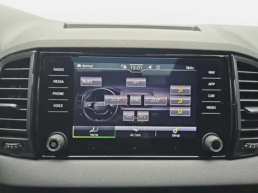 Skoda Karoq - Thumbnail 11