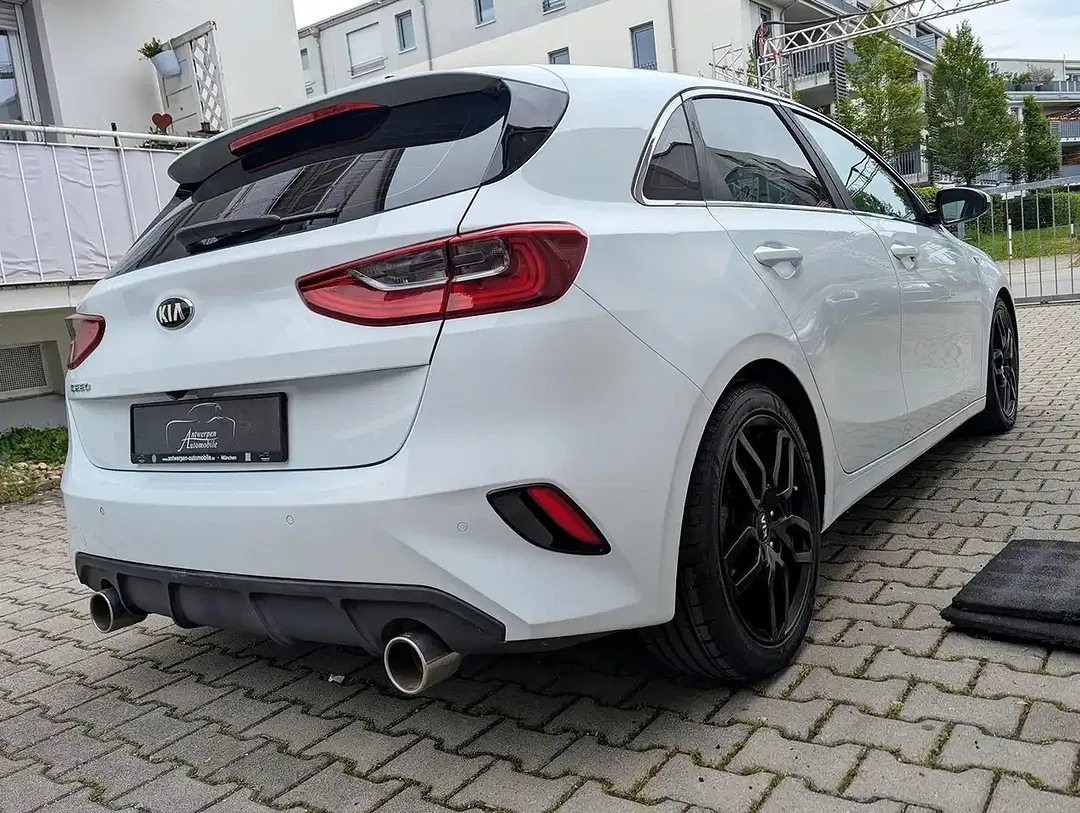 Kia Ceed / cee'd - Thumbnail 4
