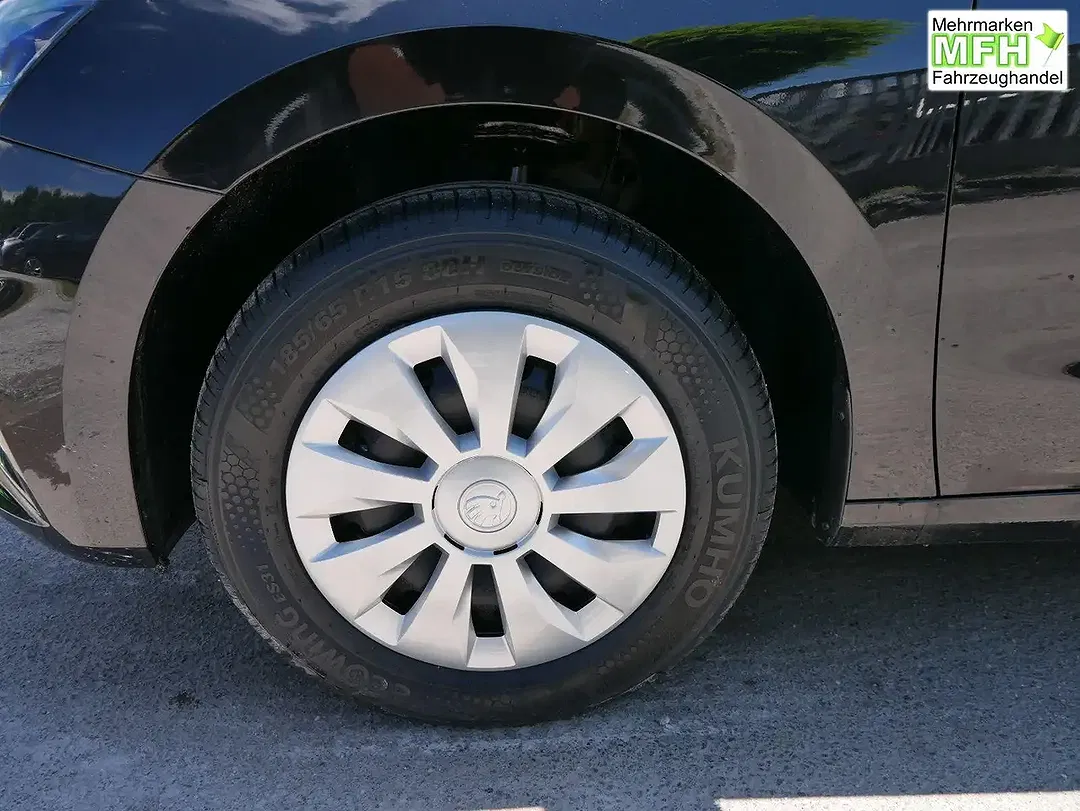 Skoda Fabia - Thumbnail 3