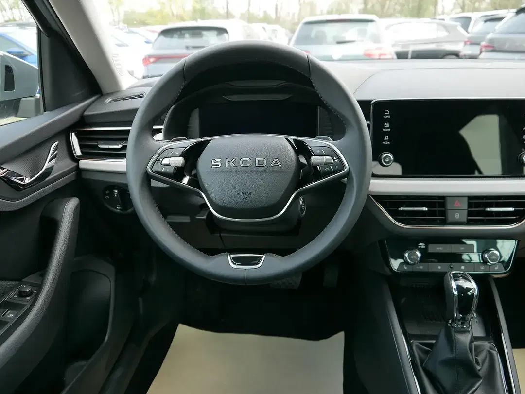 Skoda Kamiq - Thumbnail 13