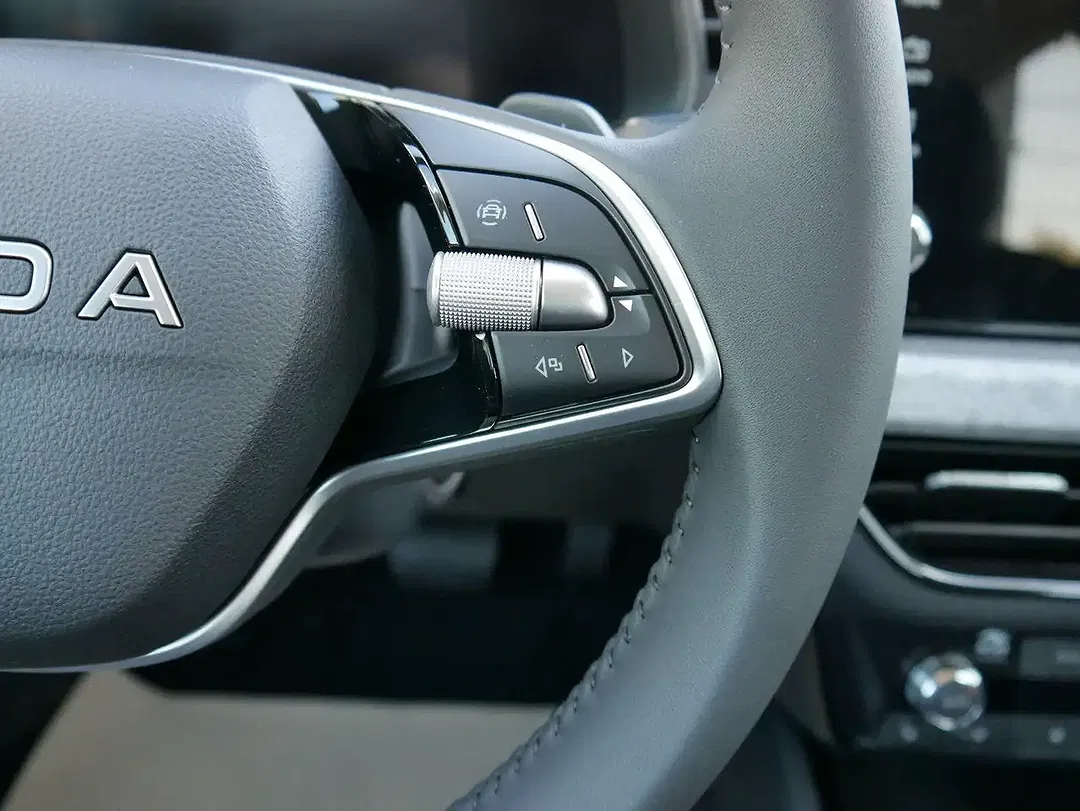 Skoda Scala - Thumbnail 13