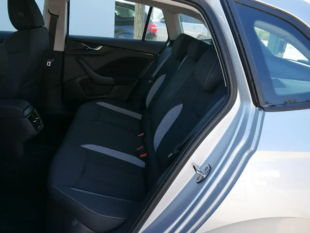 Skoda Scala - Thumbnail 8