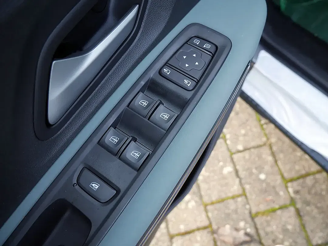 Dacia Sandero - Thumbnail 7