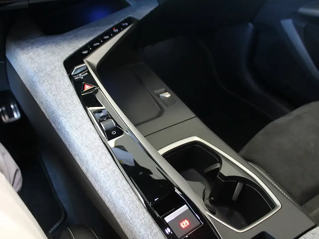 Peugeot 3008 - Thumbnail 14