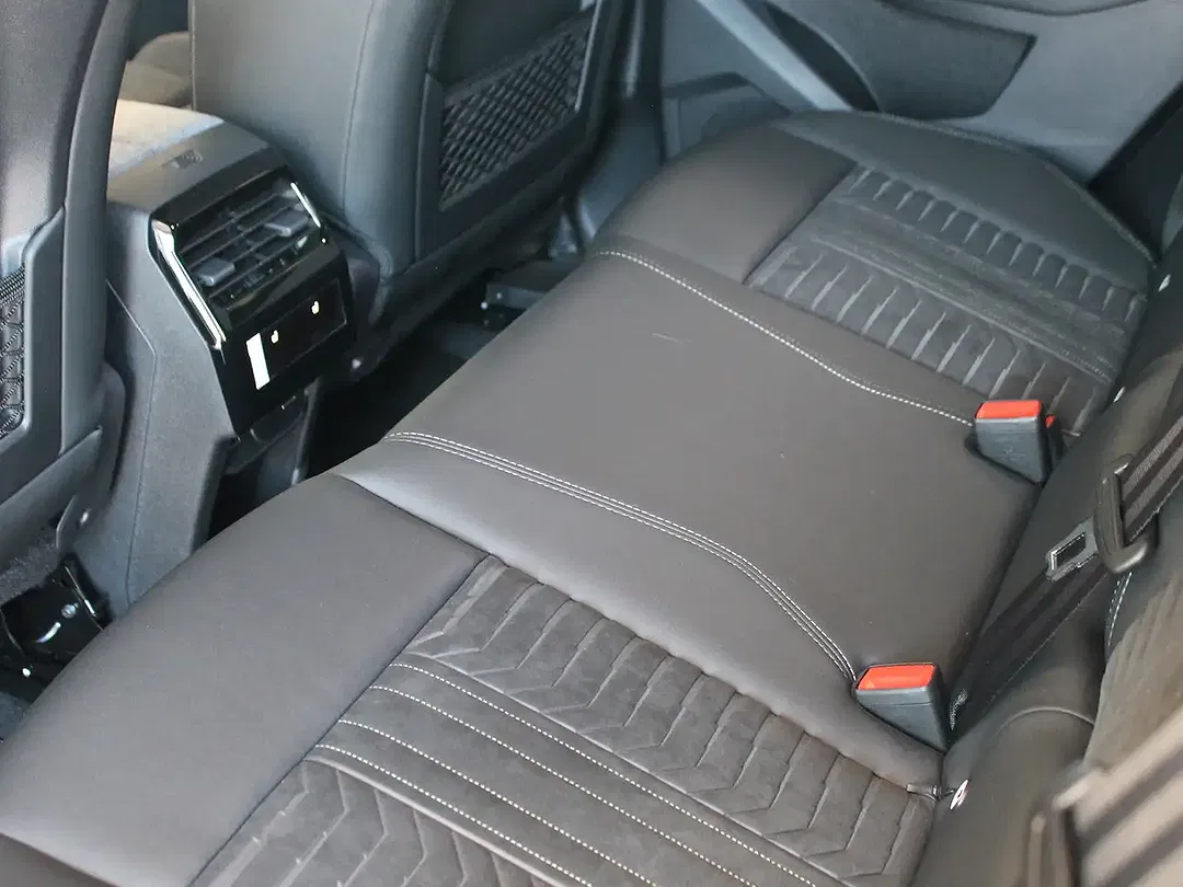 Peugeot 3008 - Thumbnail 9
