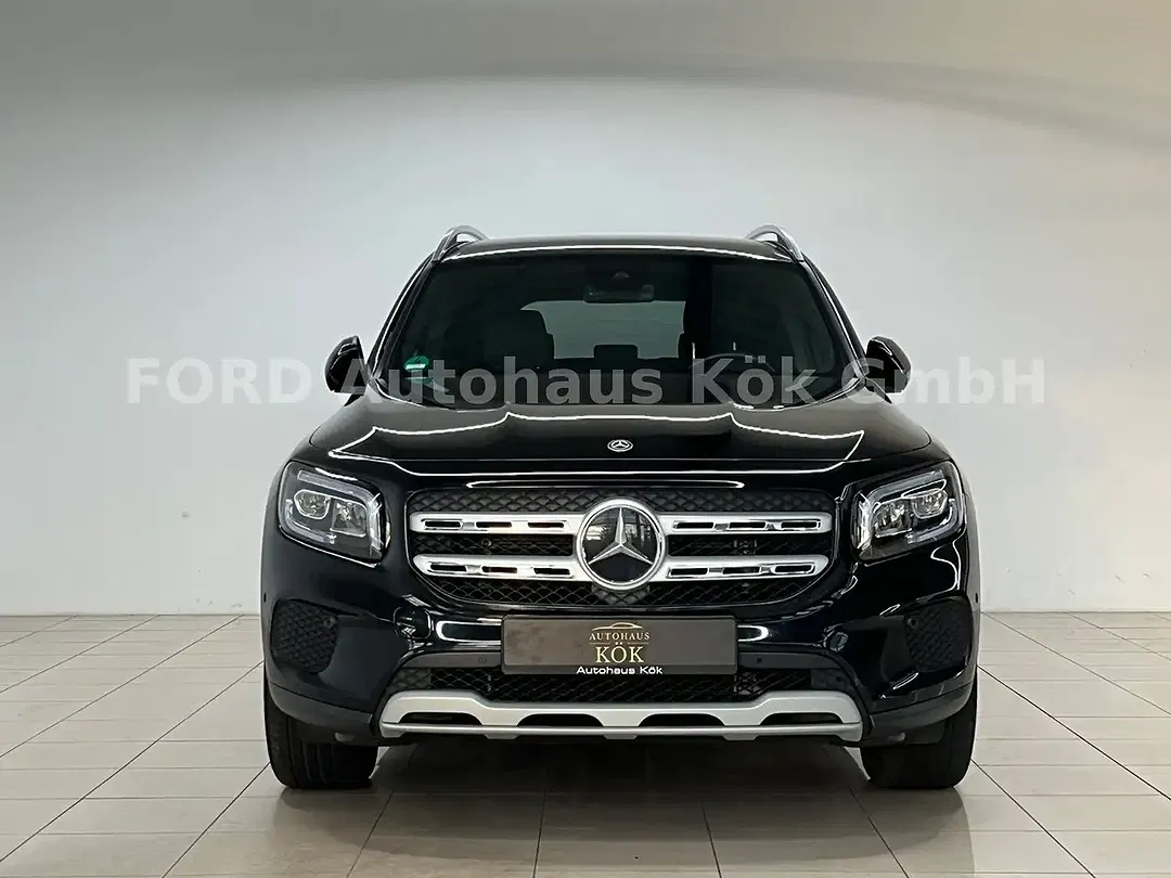 Mercedes-Benz GLB 200 - Thumbnail 3