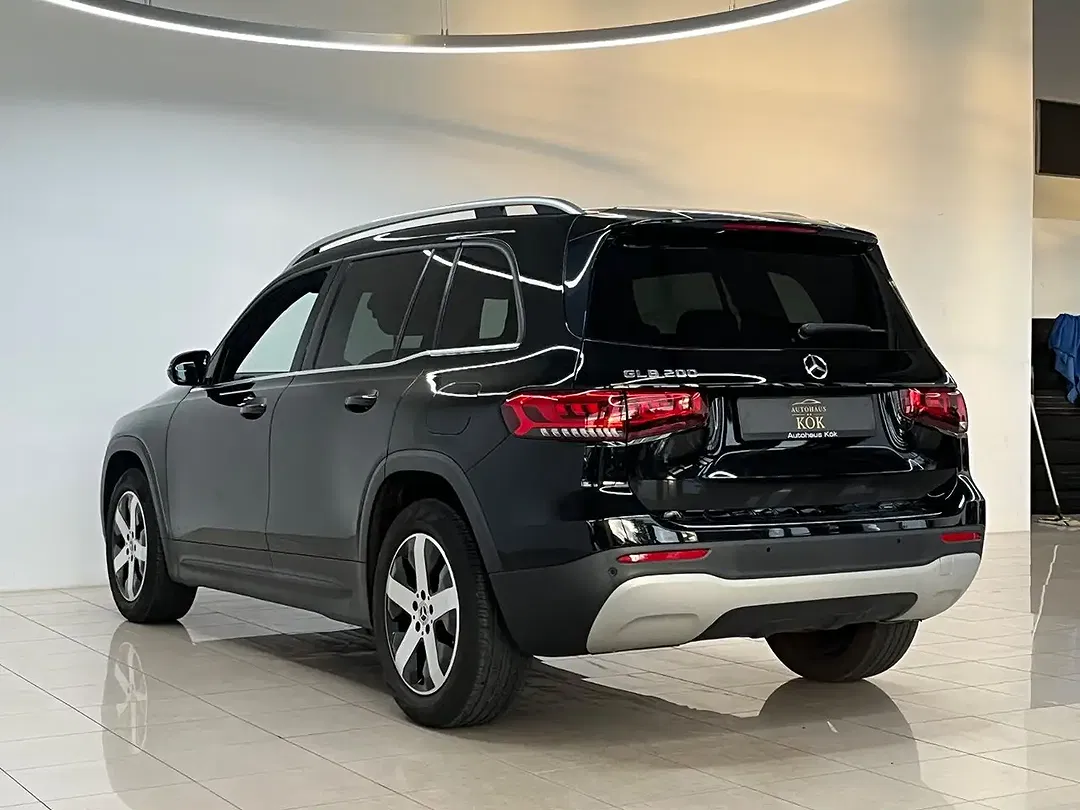 Mercedes-Benz GLB 200 - Thumbnail 8