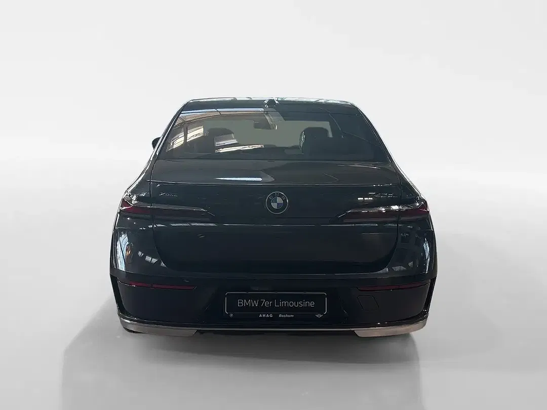 BMW 740 - Thumbnail 5