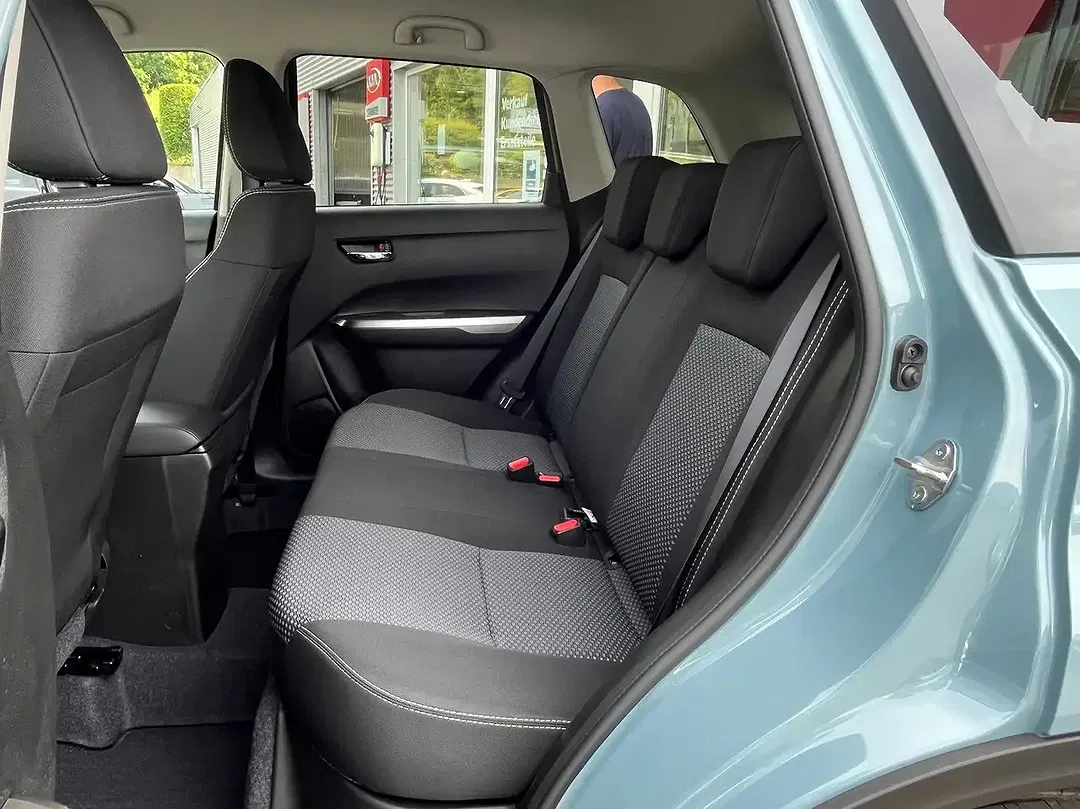 Suzuki Vitara - Thumbnail 10