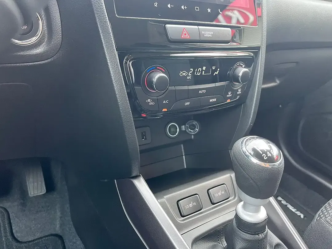 Suzuki Vitara - Thumbnail 15
