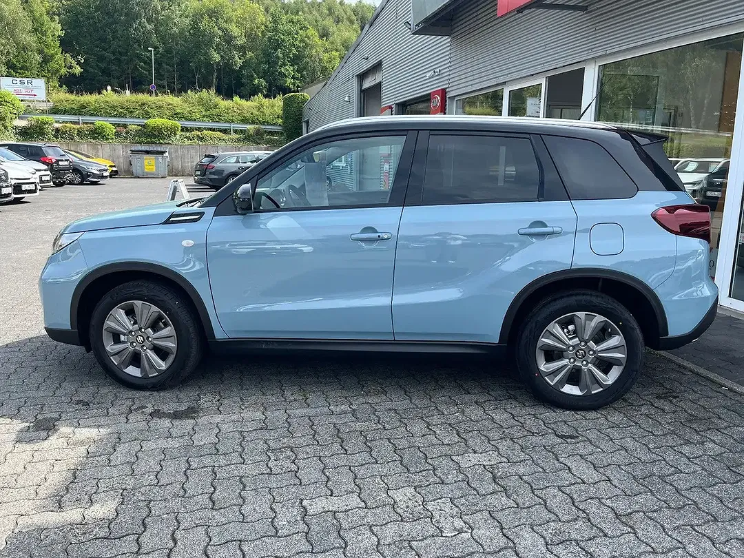 Suzuki Vitara - Thumbnail 4