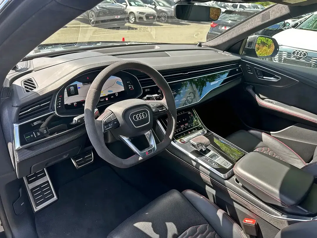 Audi RS Q8 - Thumbnail 10