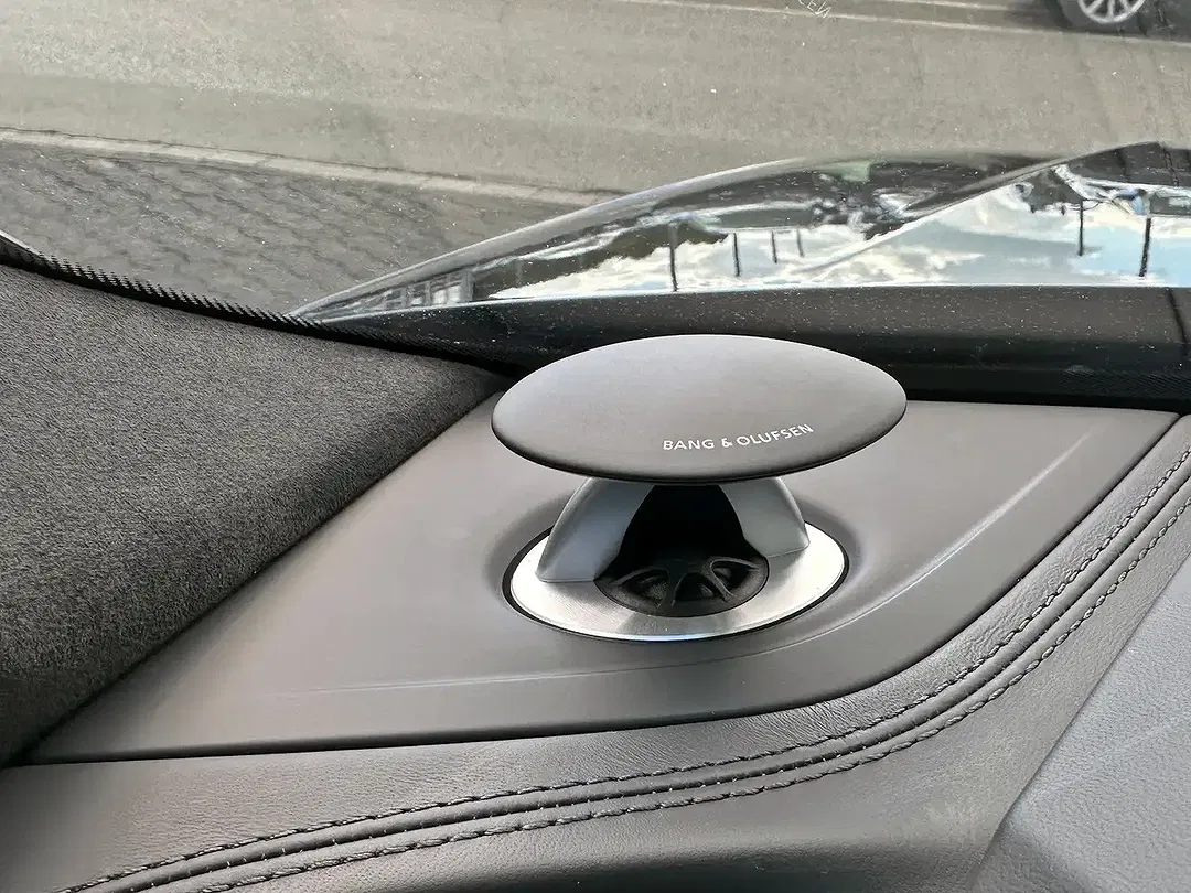 Audi RS Q8 - Thumbnail 15