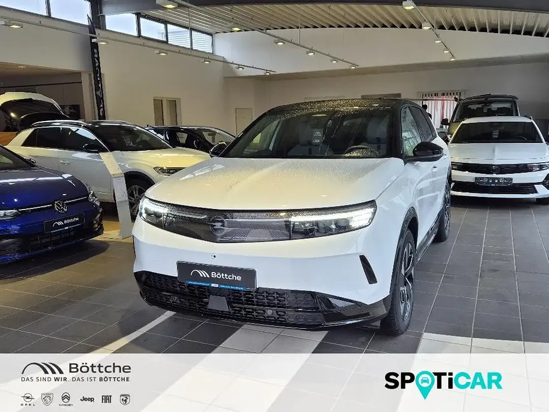 Opel Grandland - Thumbnail 1