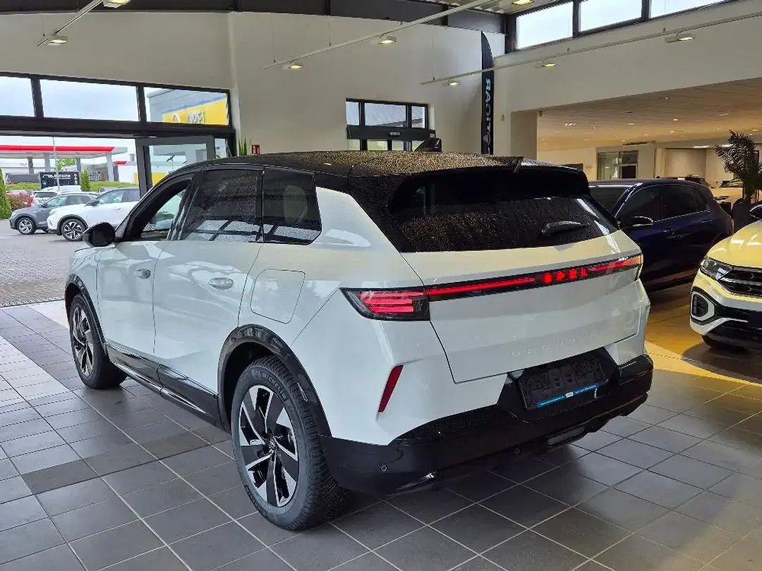 Opel Grandland - Thumbnail 9