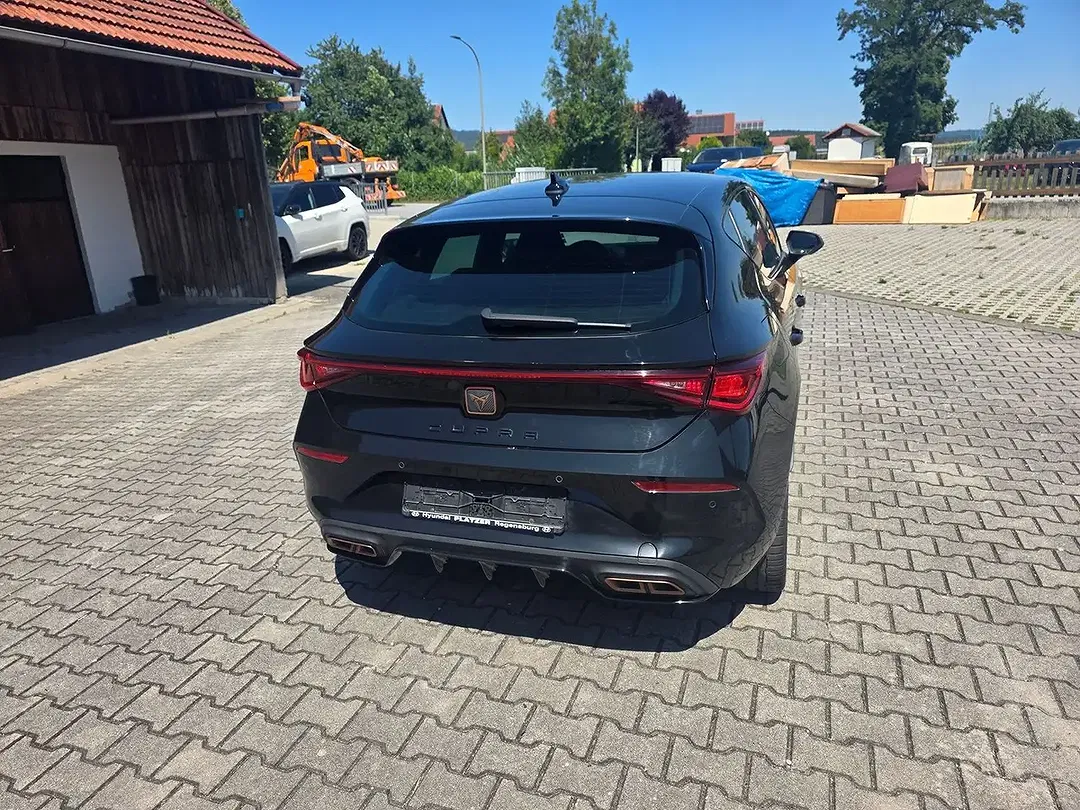 CUPRA Leon - Thumbnail 12
