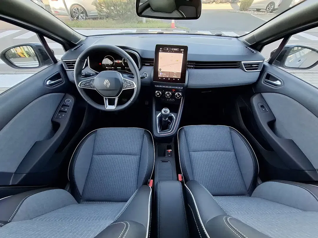 Renault Clio - Thumbnail 15