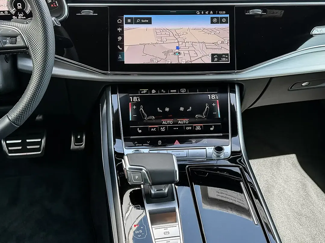 Audi Q8 - Thumbnail 10