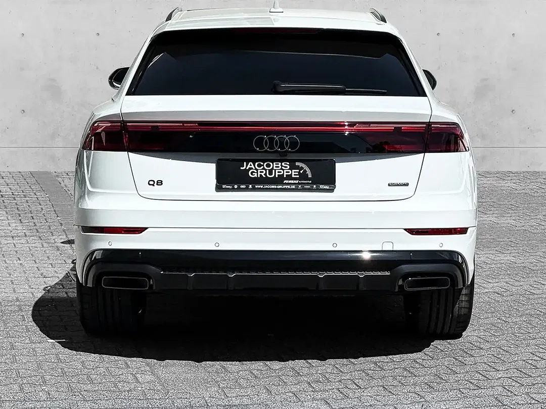 Audi Q8 - Thumbnail 4