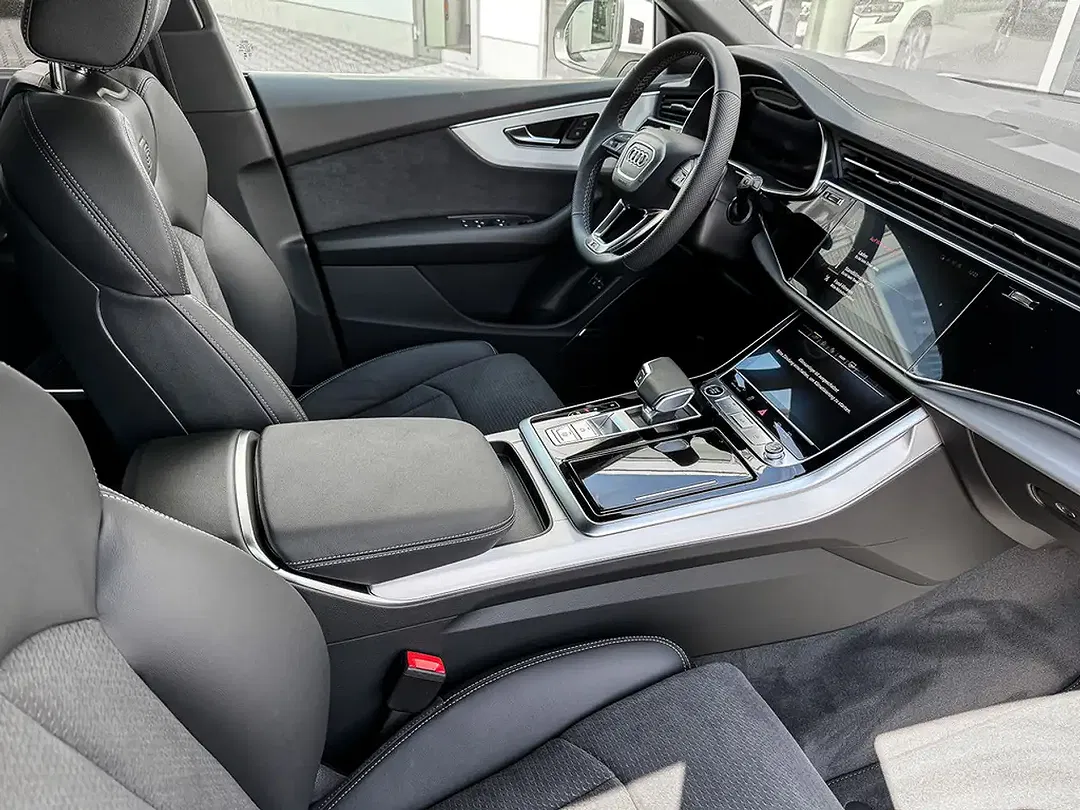 Audi Q8 - Thumbnail 7