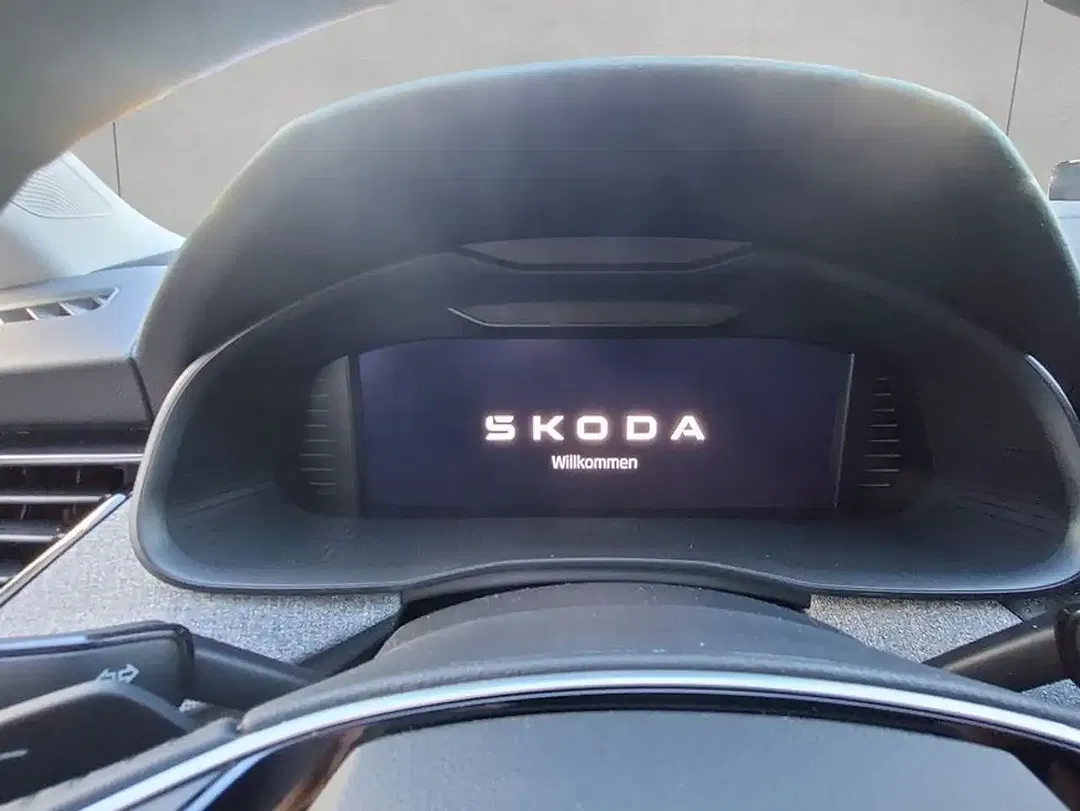 Skoda Scala - Thumbnail 12