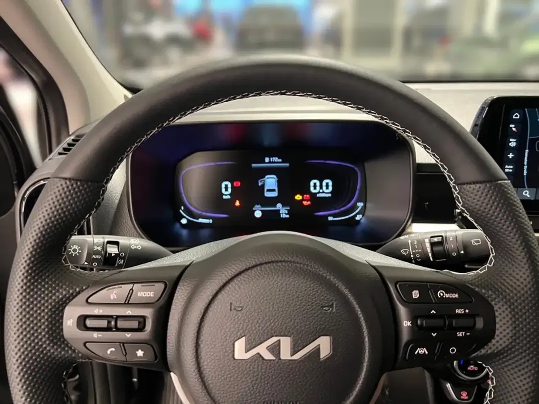 Kia Picanto - Thumbnail 8