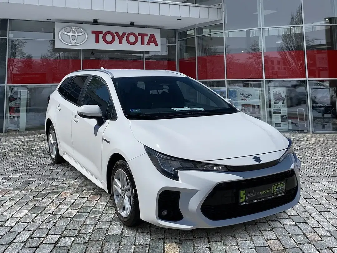 Suzuki Swace - Thumbnail 5