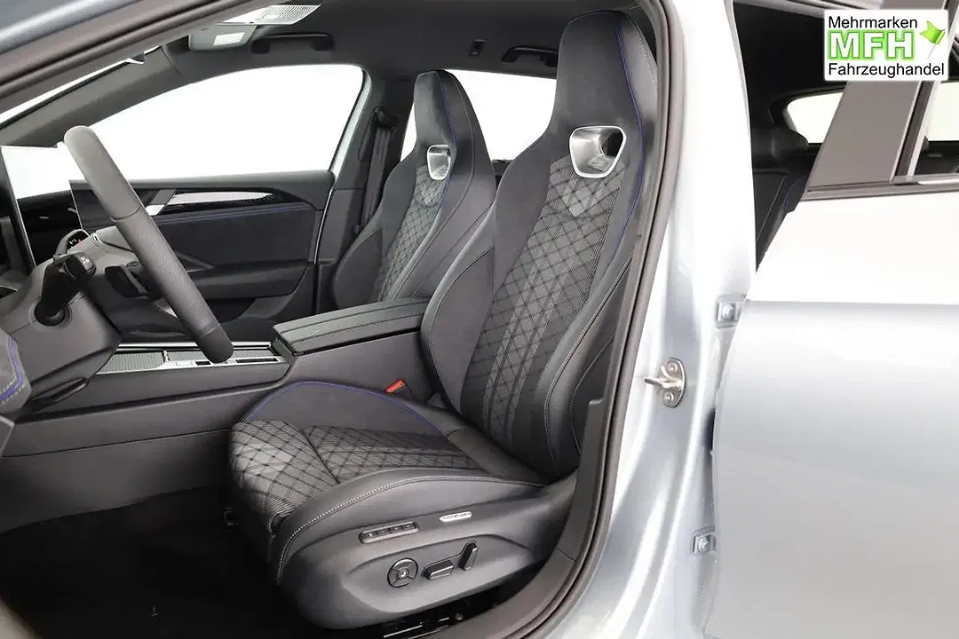 Volkswagen Passat Variant - Thumbnail 9