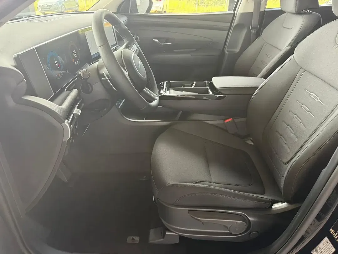 Hyundai TUCSON - Thumbnail 7