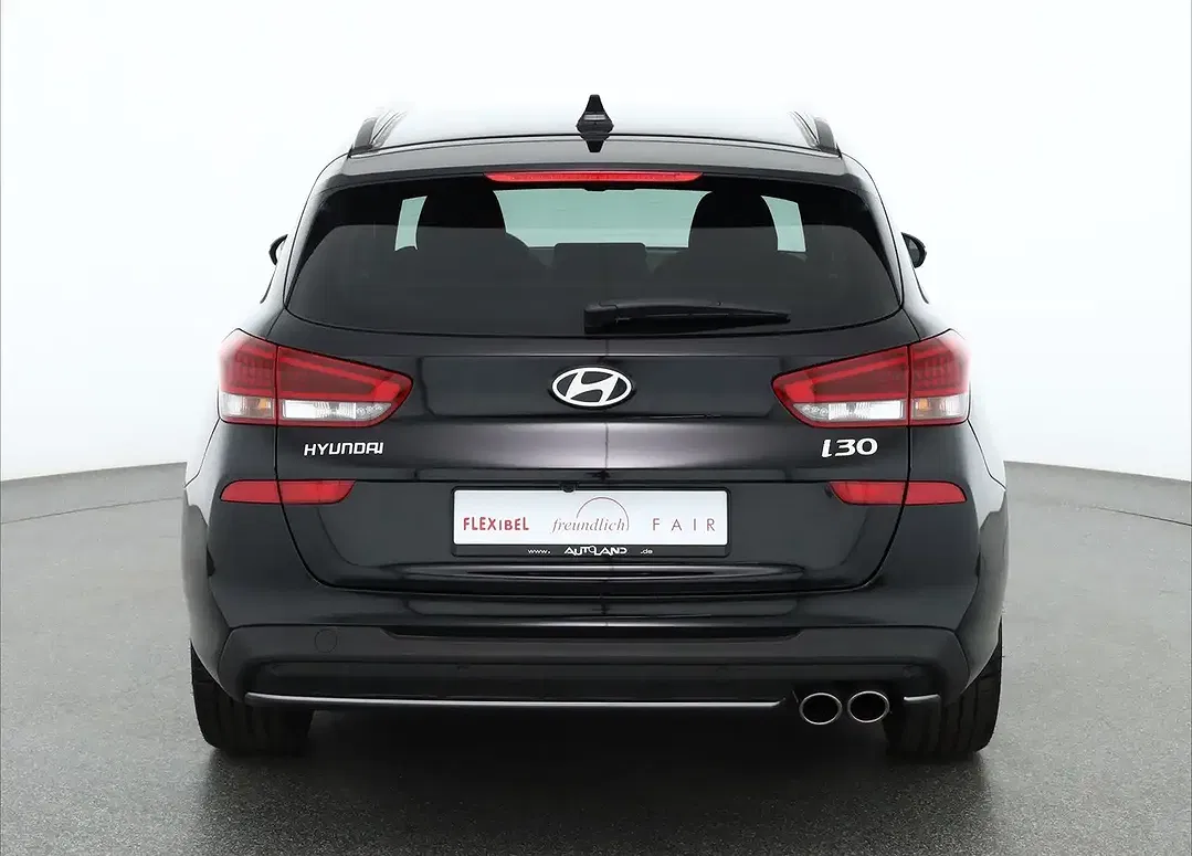 Hyundai i30 - Thumbnail 4