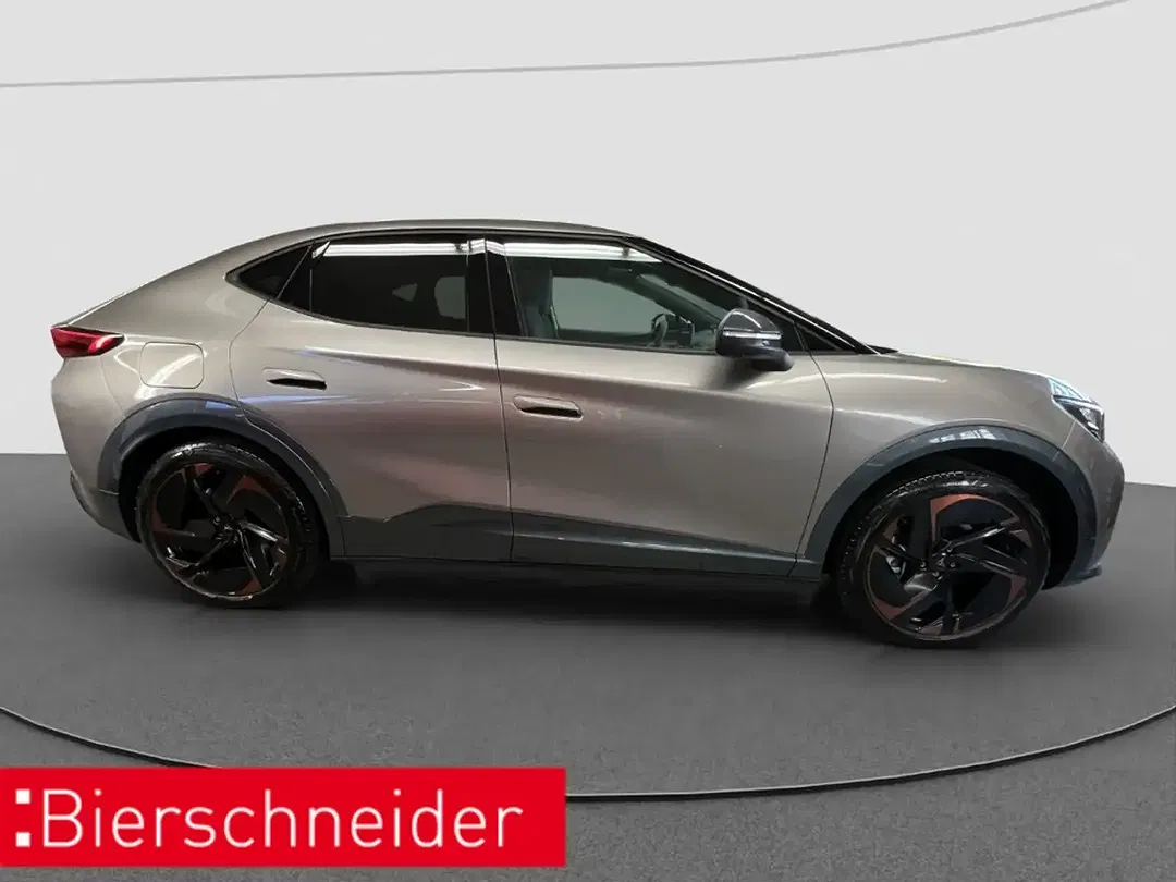 CUPRA Tavascan - Thumbnail 9